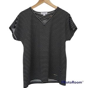NINE WEST BLACK/WHITE STRIPED DOLMAN TSHIRT W/ CRISSCROSS NECKLINE DETAIL, S